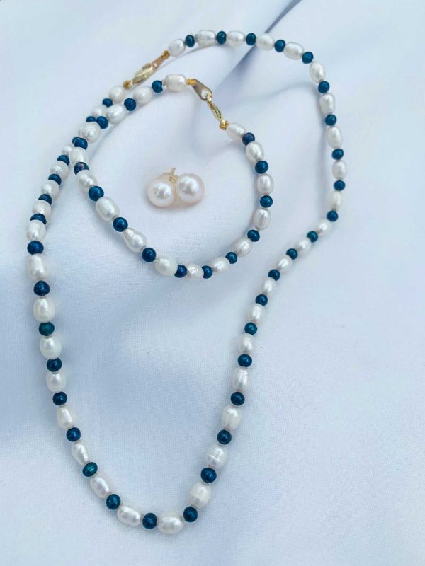 ⁦MOON NECKLACE⁩ – תמונה ⁦4⁩