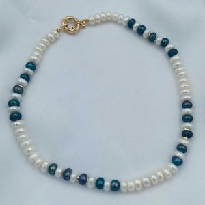 JULIE NECKLACE